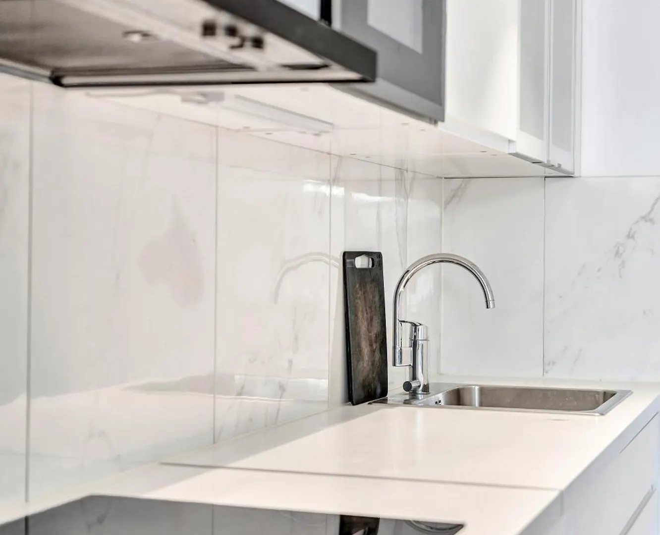 Modern Apartment By Bergen Harbor