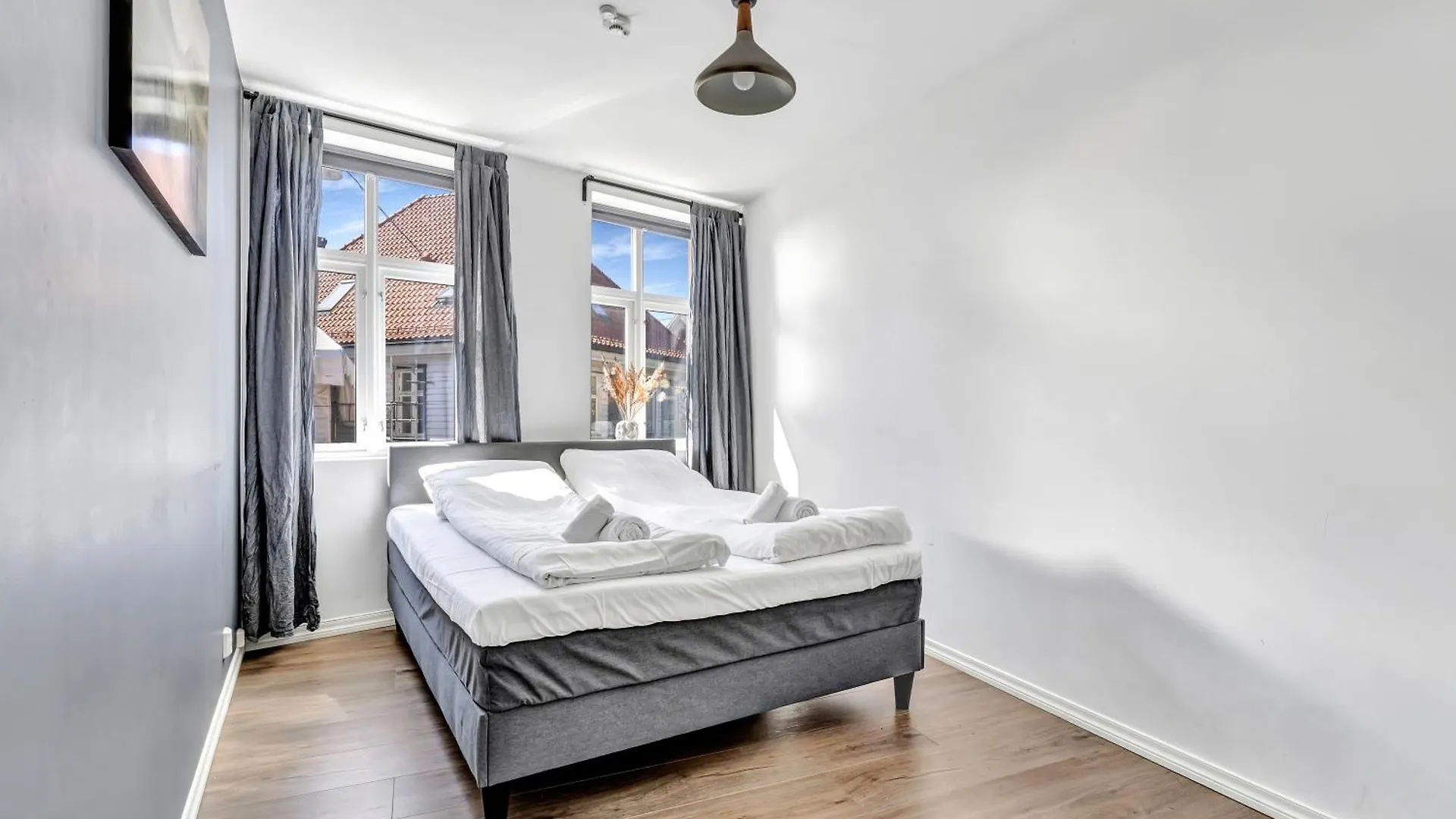 Modern Apartment By Bergen Harbor